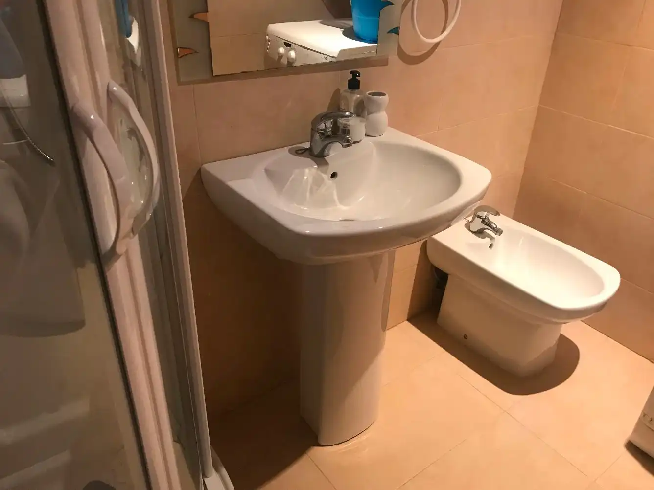 Baño de Apartamento de alquiler en Puçol con Aire acondicionado, Calefacción y Terraza