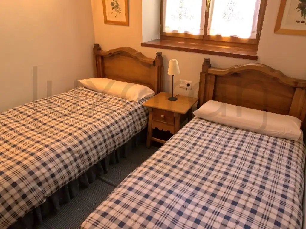 Habitación de Apartamento en venta en Naut Aran