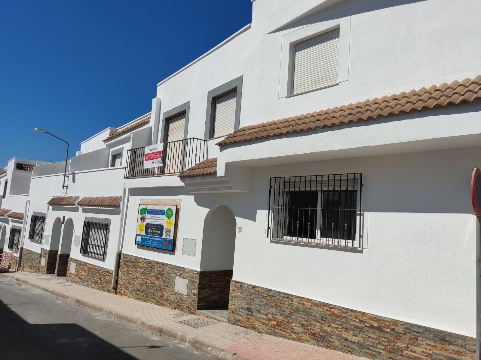 Exterior view of House or chalet for sale in Berja  with Terrace and Balcony