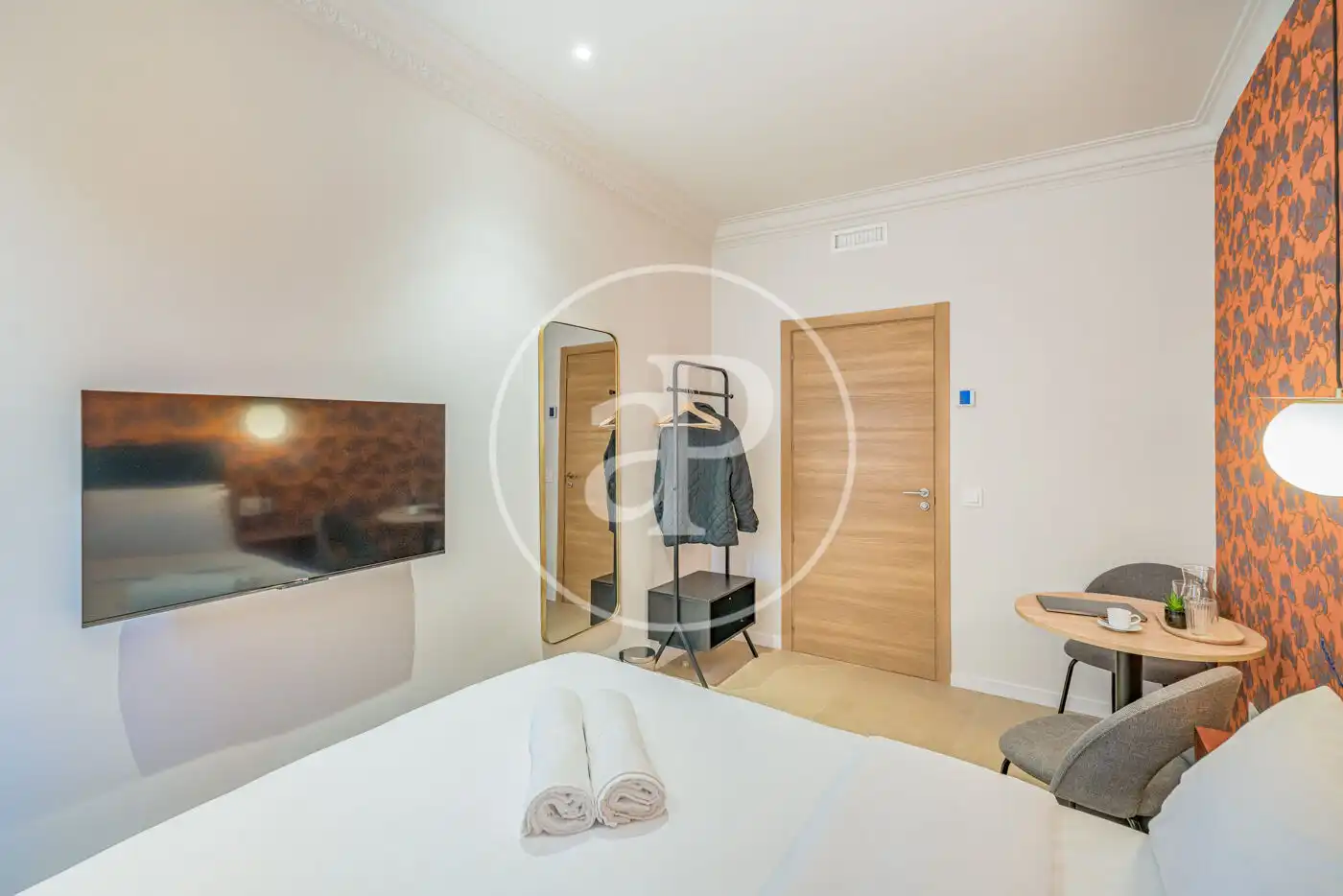 Bedroom of Flat for sale in Madrid  with Air Conditioner, Heating and Furnished