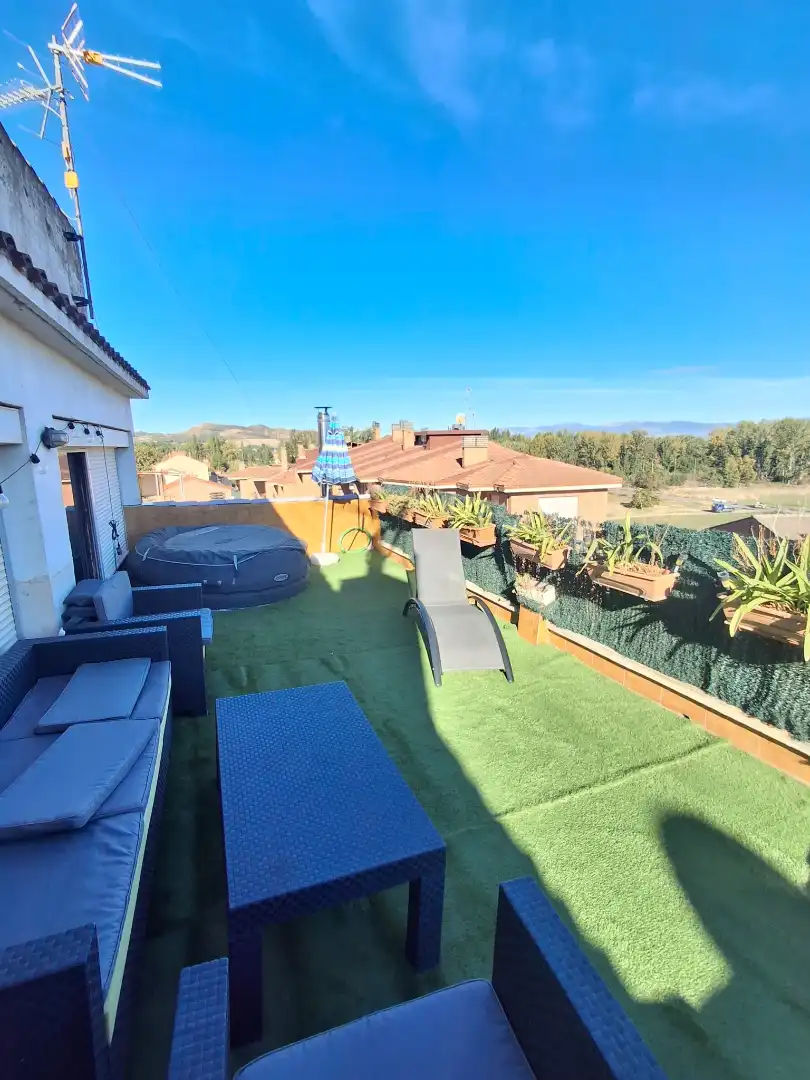 Terrasse von Dachboden zum Verkauf in Alberite, La Rioja