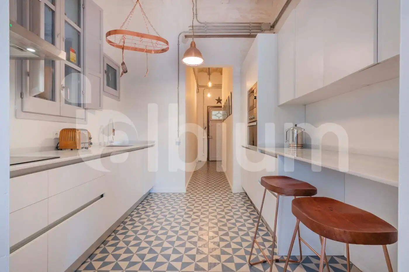 Küche von Wohnung zum Verkauf in Barcelona mit Klimaanlage und Terrasse