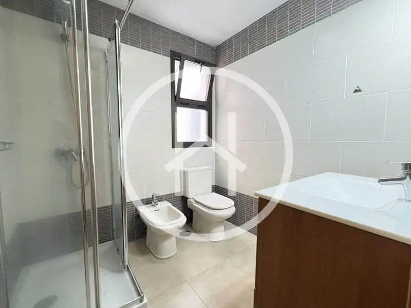 Bathroom of Flat for sale in Güímar  with Oven and Washing machine