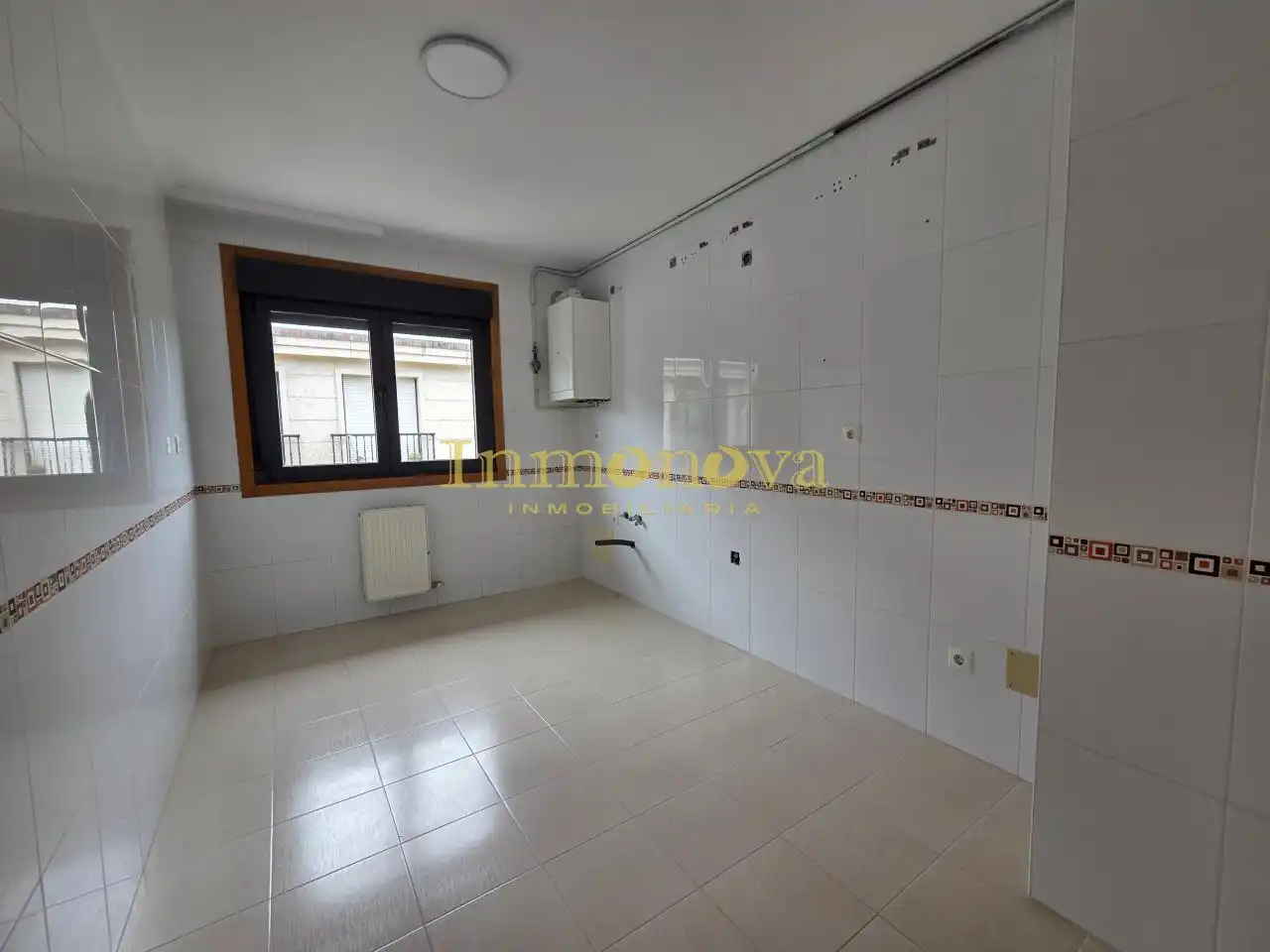 Piso en venta en Salceda de Caselas con Calefacción y Trastero