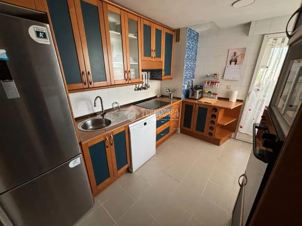 Cocina de Piso en venta en Alcalá de Henares con Aire acondicionado y Calefacción