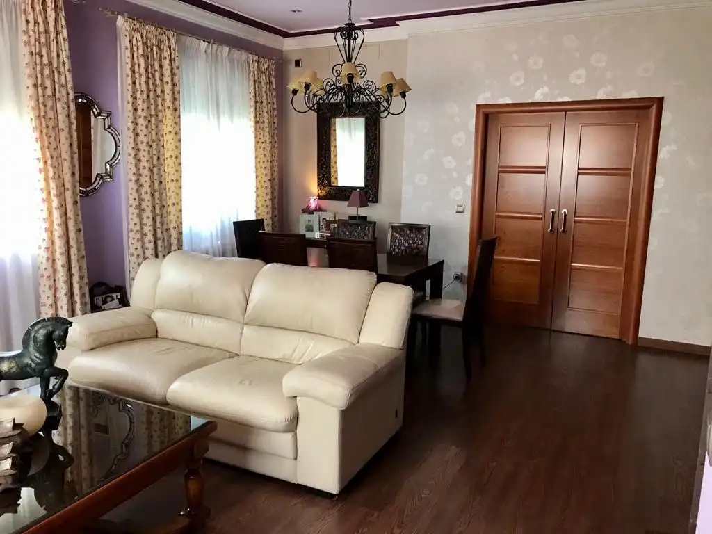 Casa o xalet en venda a PAU 2-600