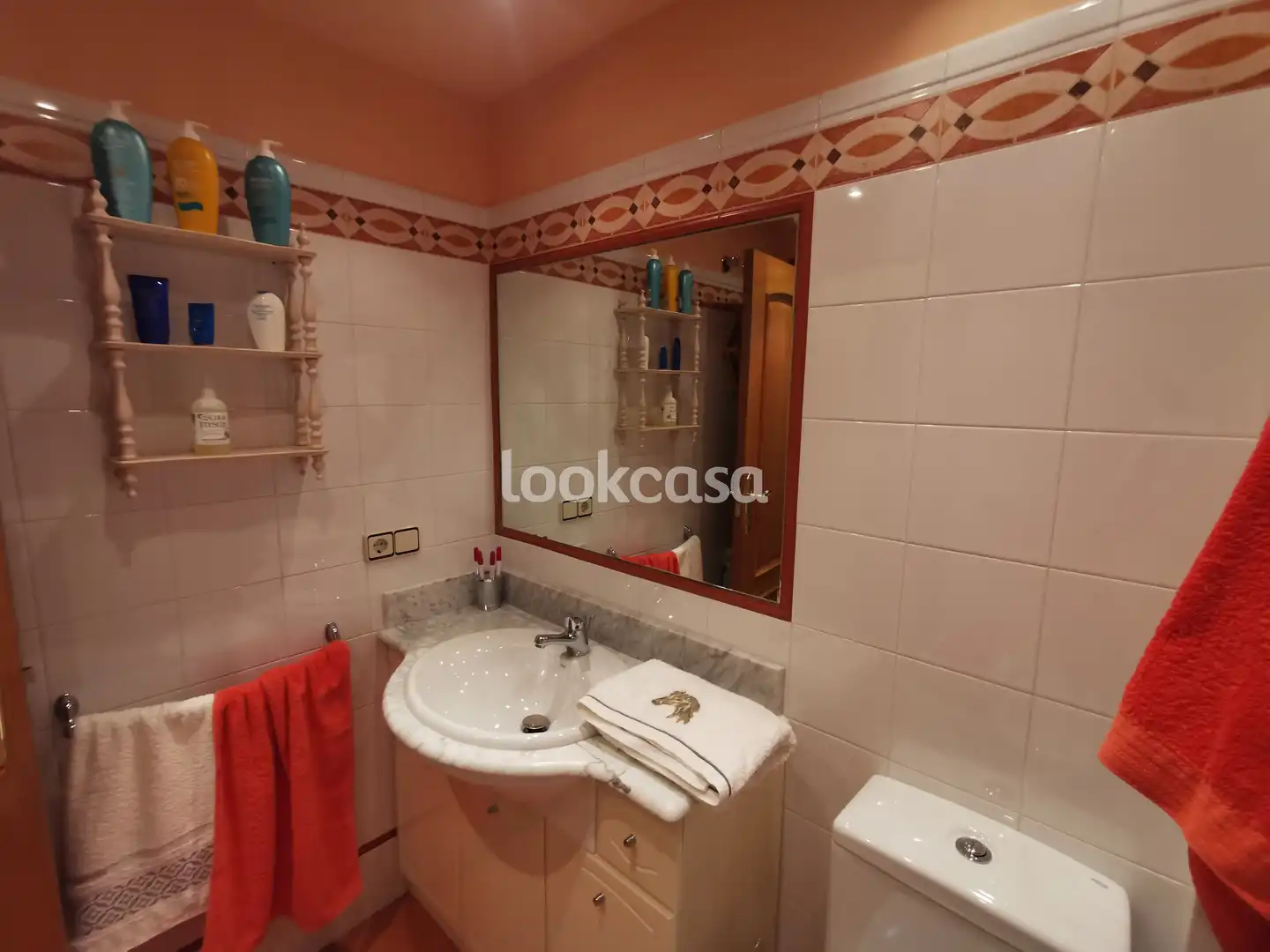 Habitación de Ático en venta en Sanxenxo con Calefacción, Terraza y Trastero