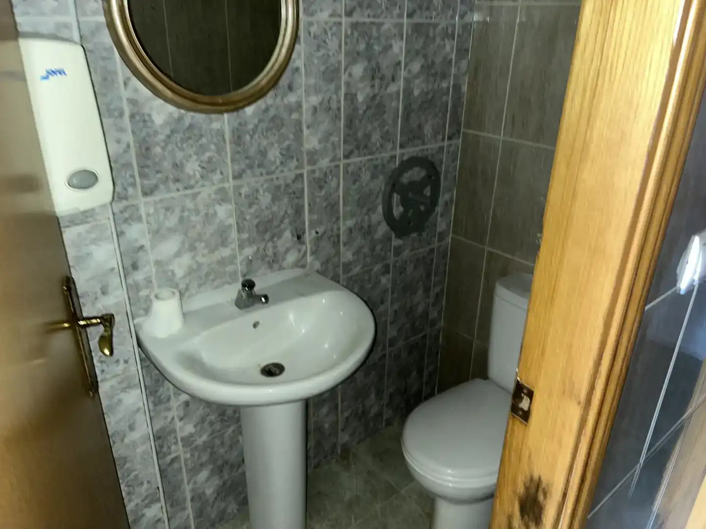 Baño de Local en venta en Valle del Sol  