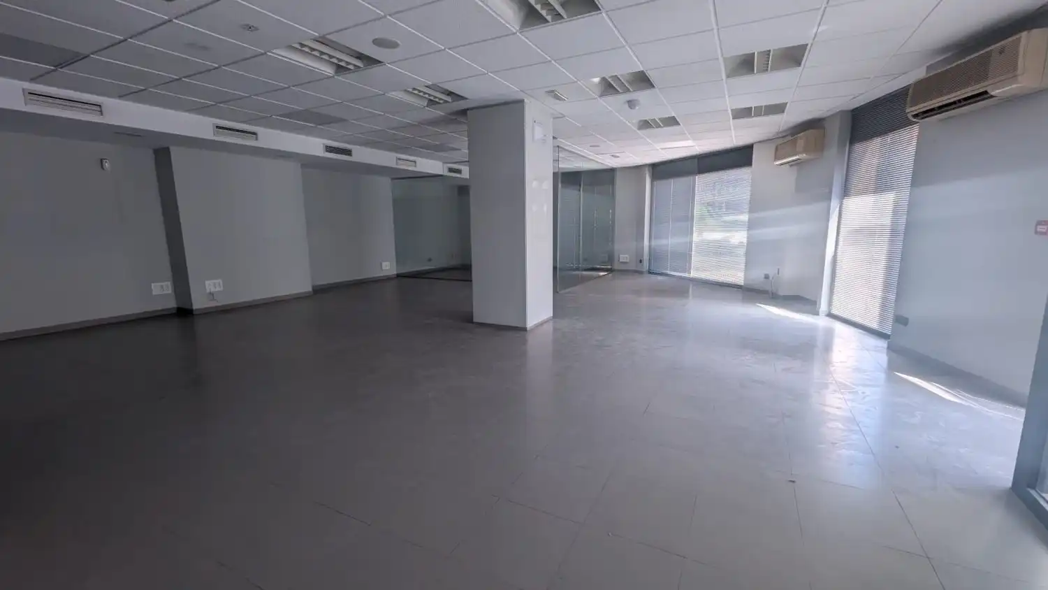 Local comercial en venda a ASENSI