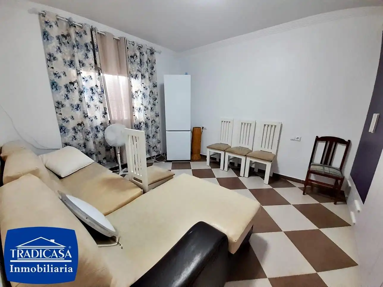 Bedroom of Country homes for sale in Jerez de la Frontera  with Air Conditioner, Private garden and Swimming Pool