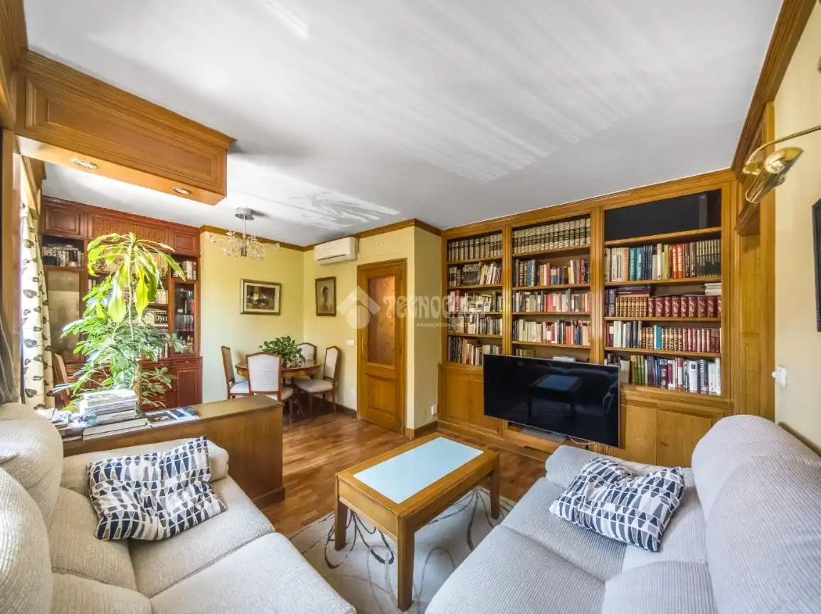 Sala de estar de Piso en venta en Madrid con Calefacción y Terraza