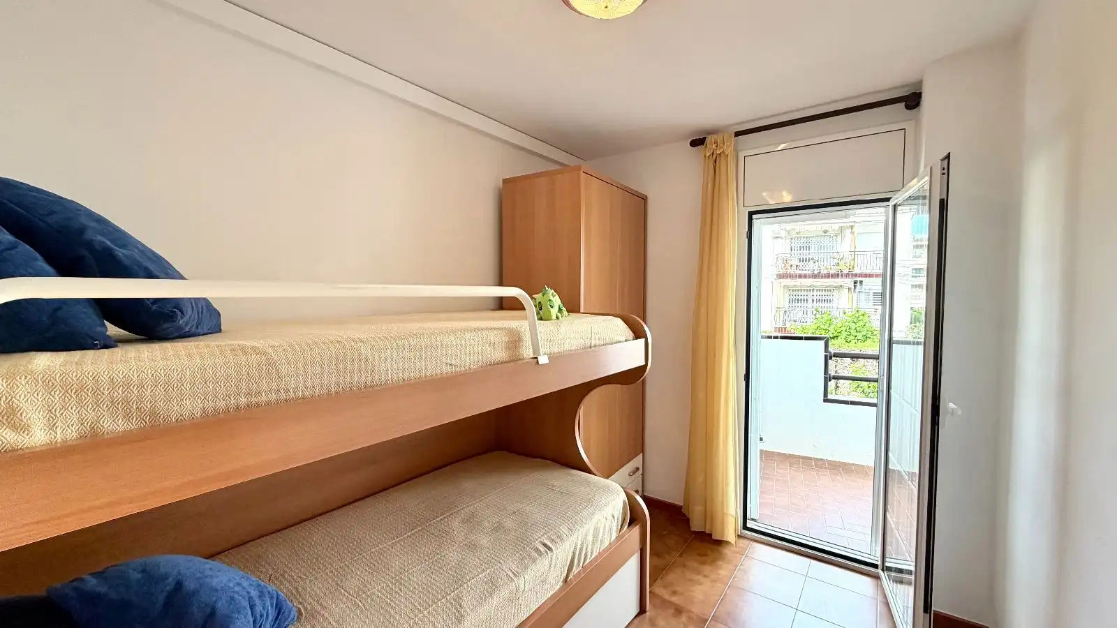 Habitación de Casa o chalet en venta en Cunit con Aire acondicionado, Calefacción y Jardín privado