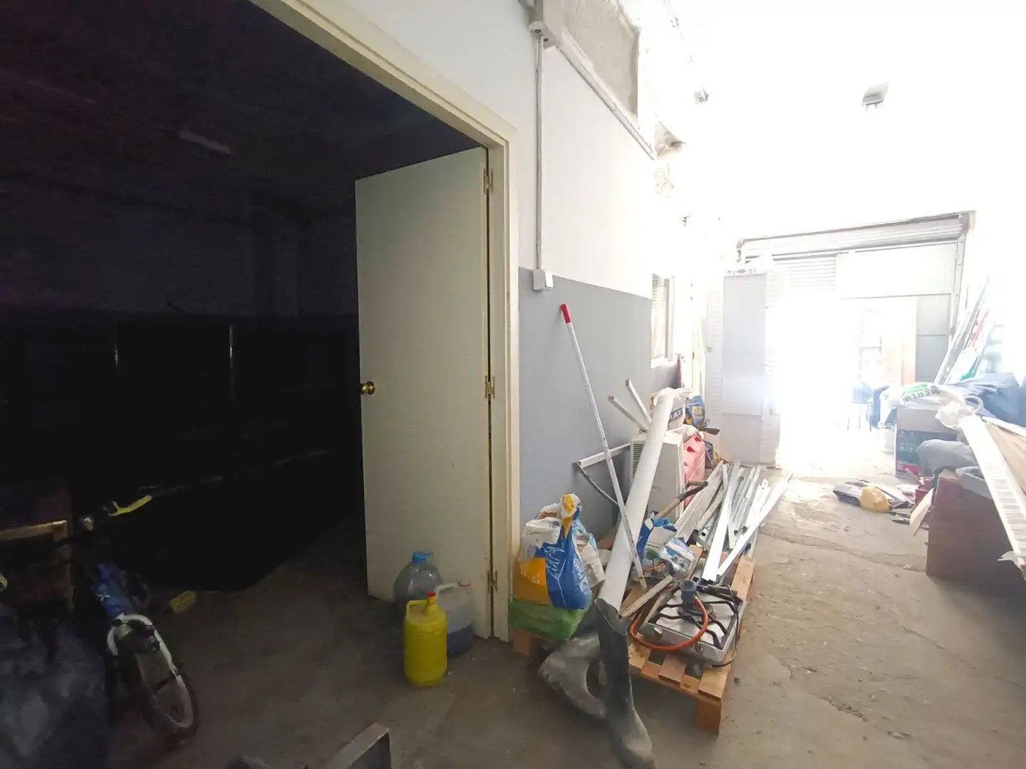 Local en venta en Sant Adrià de Besòs