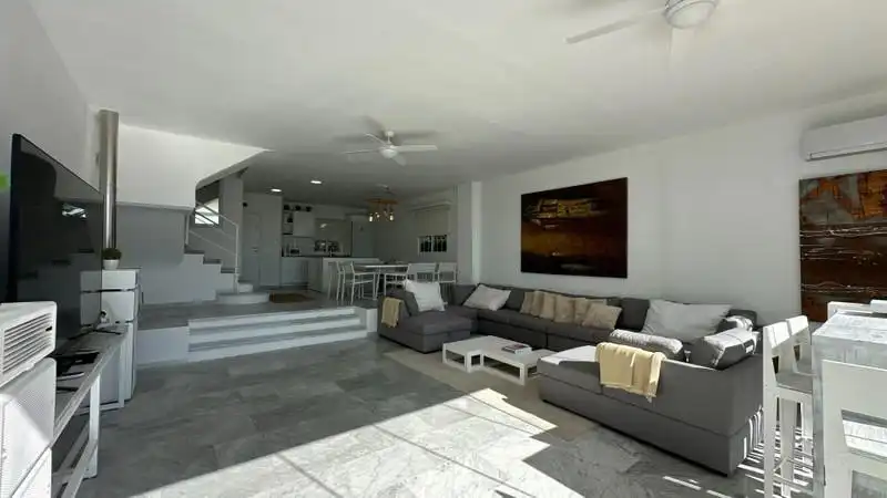 Living room of Detached homes for rent in Estepona  with Air Conditioner, Terrace and Storage room