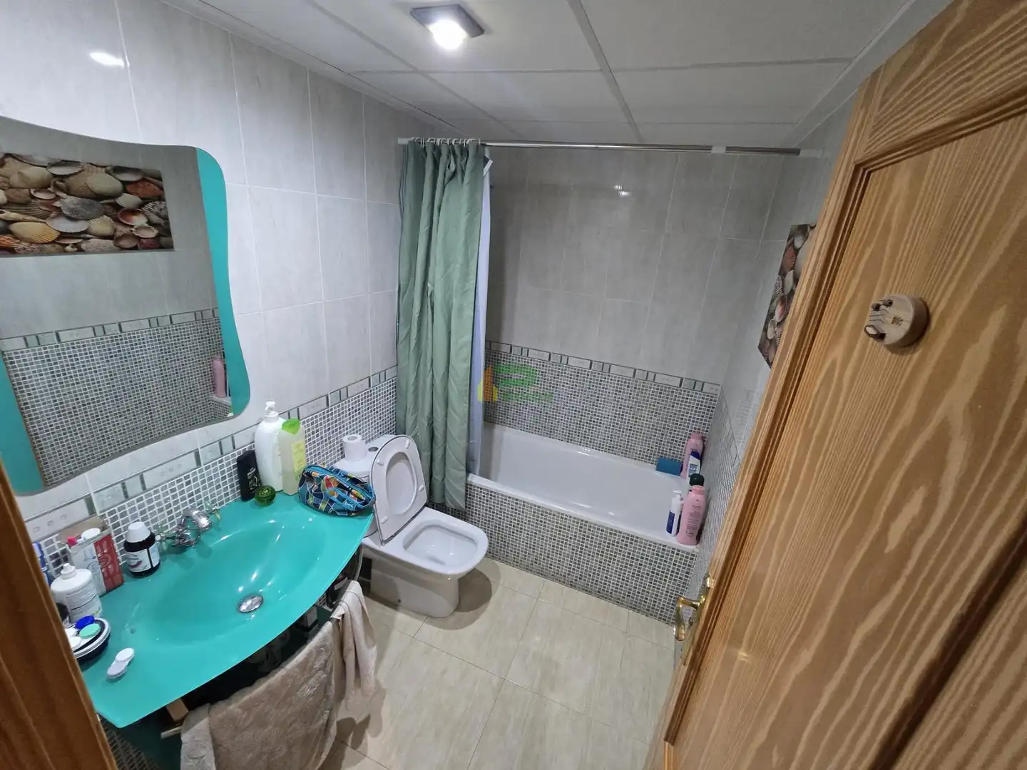 Baño de Apartamento en venta en Lorca con Aire acondicionado, Terraza y Trastero