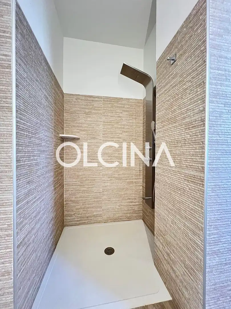 Bathroom of Buildings for sale in Castalla
