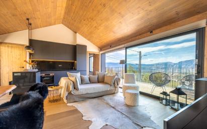 Living room of Single-family semi-detached for sale in Llívia  with Heating, Private garden and Parquet flooring