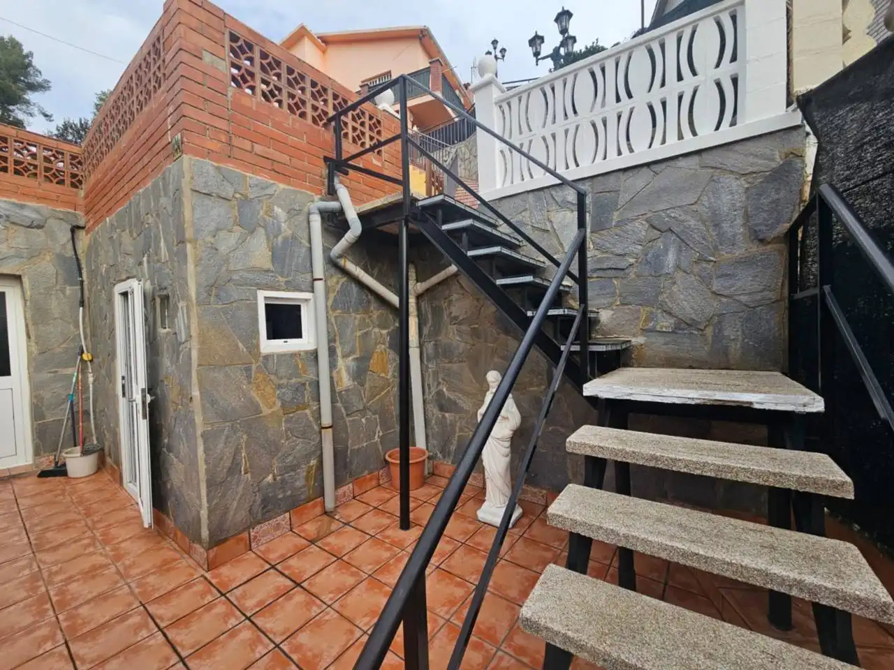 Jardí de Casa o xalet en venda en Rubí amb Aire condicionat, Calefacció i Jardí privat