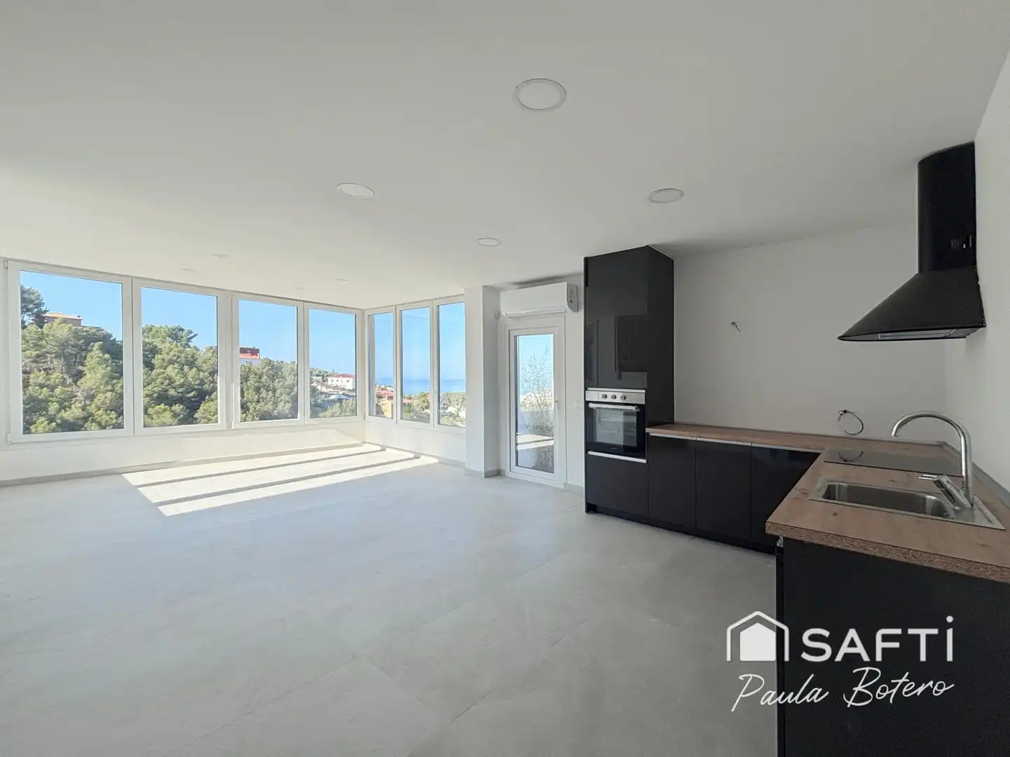 Sala de estar de Casa o chalet de alquiler en Sitges con Aire acondicionado, Calefacción y Terraza