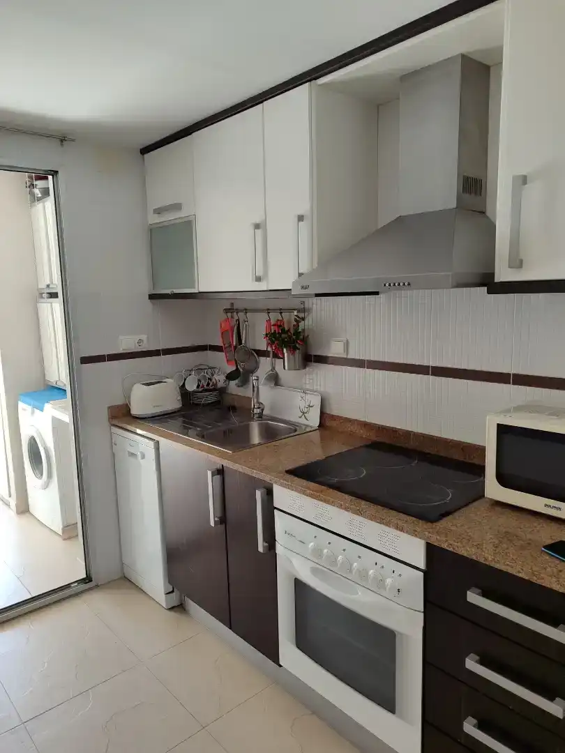 Cuina de Apartament de lloguer en Oropesa del Mar / Orpesa amb Aire condicionat, Piscina i Moblat