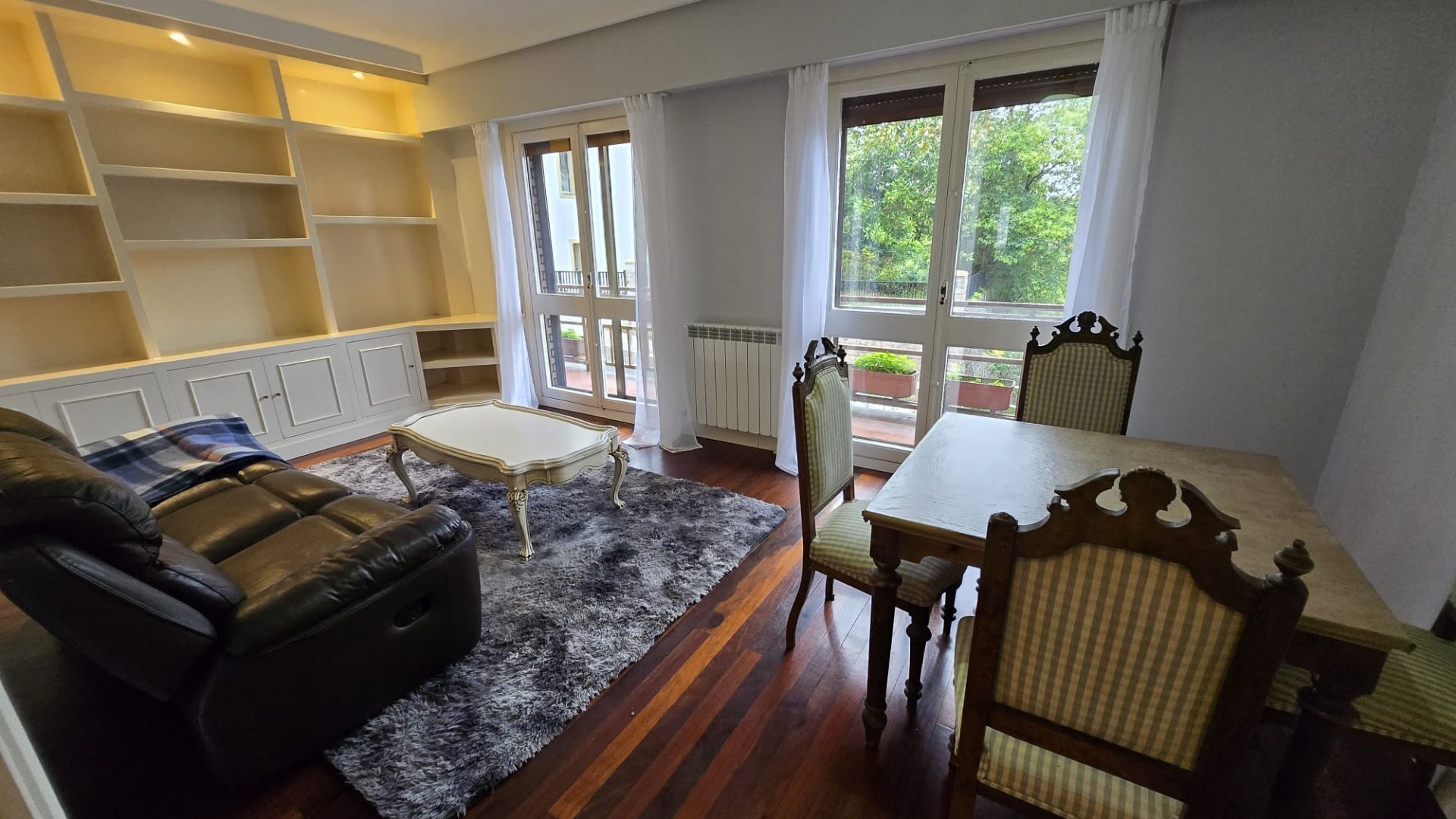 Sala de estar de Piso de alquiler en Donostia - San Sebastián  con Calefacción, Terraza y Amueblado
