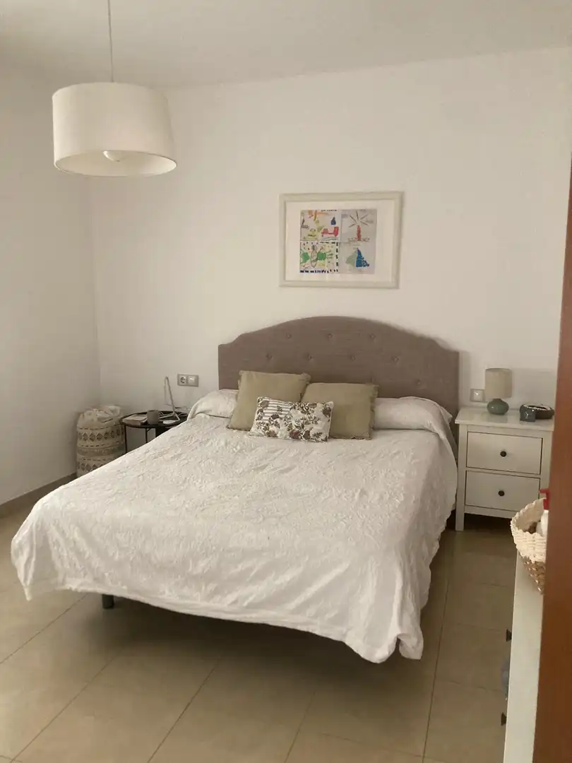 Dormitori de Casa o xalet en venda en Córdoba amb Aire condicionat, Parquet i Terrassa
