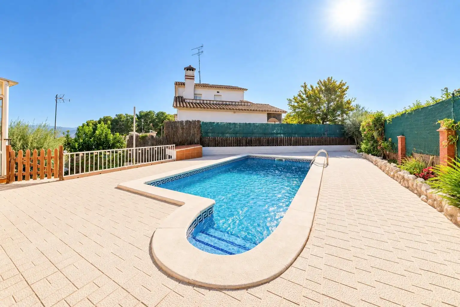 Casa amb piscina en venda a Avenida LES PALMERES, imagen 3