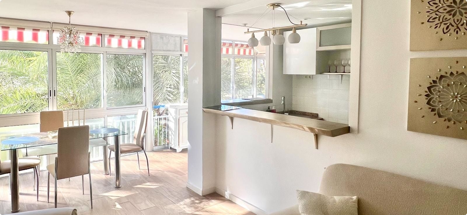 Kitchen of Flat to rent in Alicante / Alacant  with Air Conditioner, Furnished and Community pool