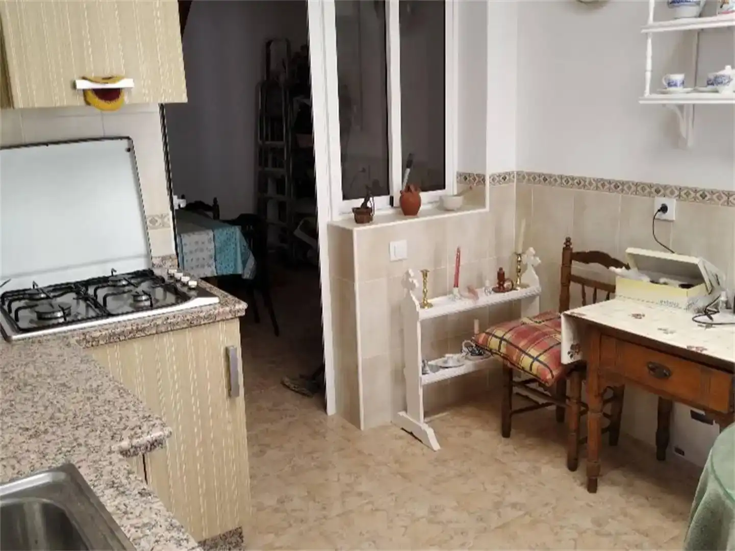 Cuina de Casa adosada en venda en Siruela amb Moblat