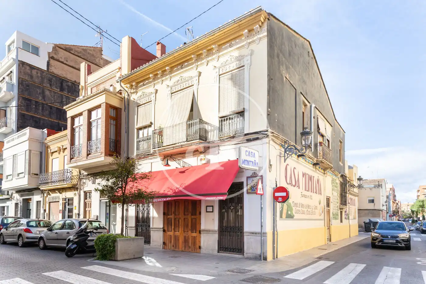 Vista exterior de Casa o xalet en venda en Valencia amb Aire condicionat, Calefacció i Jardí privat