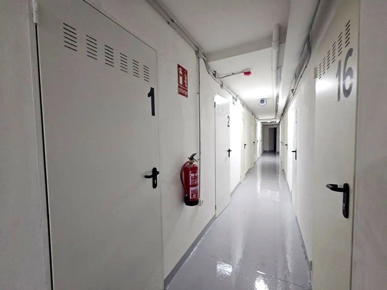 Storage room for sale in Sevilla