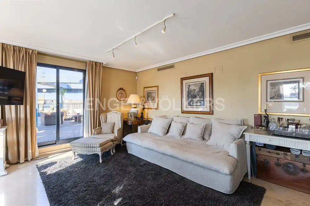 Sala de estar de Ático de alquiler en Valencia con Aire acondicionado, Calefacción y Terraza