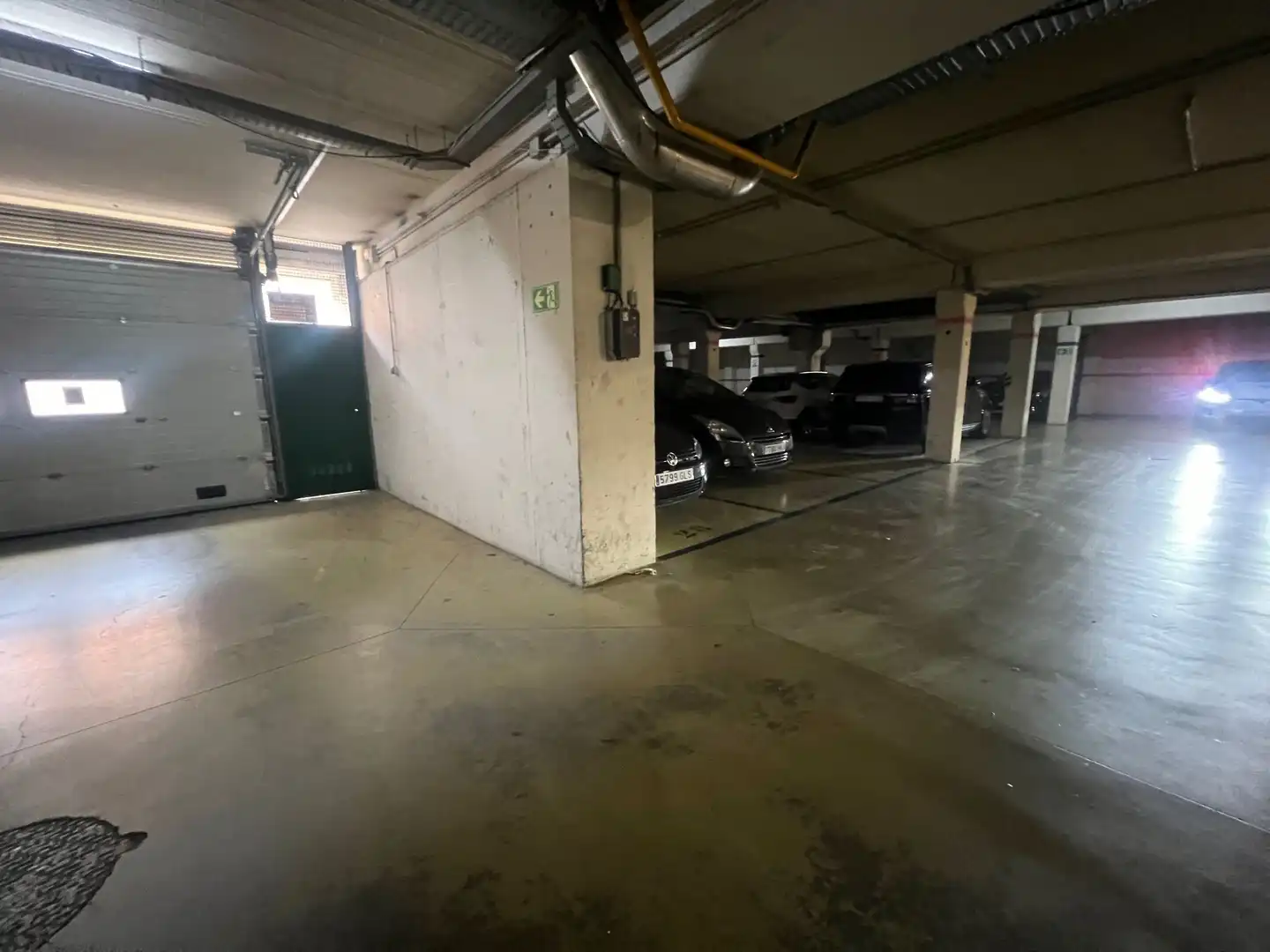 Parking de Garaje de alquiler en Terrassa con Alarma
