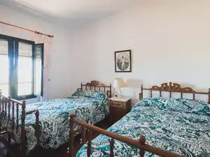 Dormitori de Finca rústica en venda en Badajoz amb Jardí privat, Terrassa i Piscina