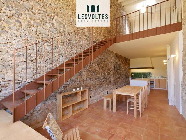 Casa-chalet en Alquiler en GI-642 en Rupià