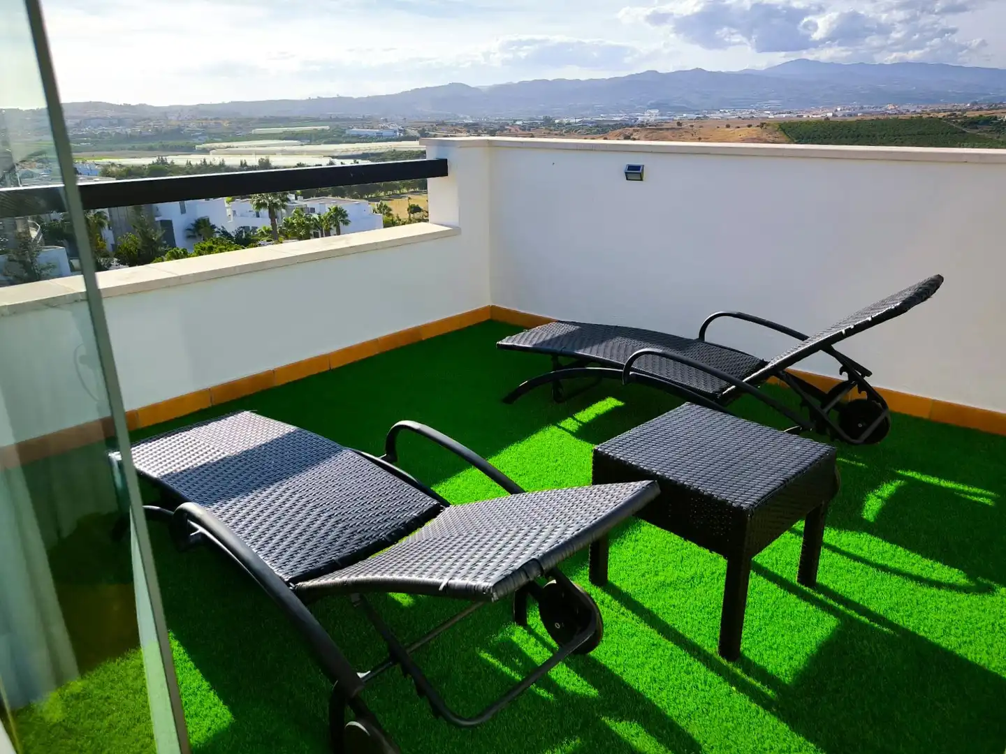 Terraza de Ático en venta en Vélez-Málaga con Aire acondicionado, Calefacción y Jardín privado