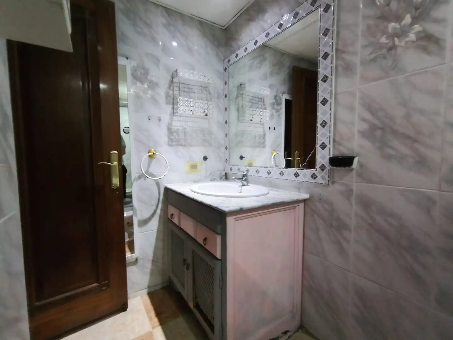 Baño de Piso en venta en Córdoba con Terraza