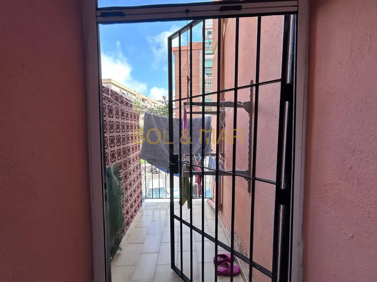 Terraza de Piso en venta en Torremolinos con Calefacción, Terraza y Amueblado