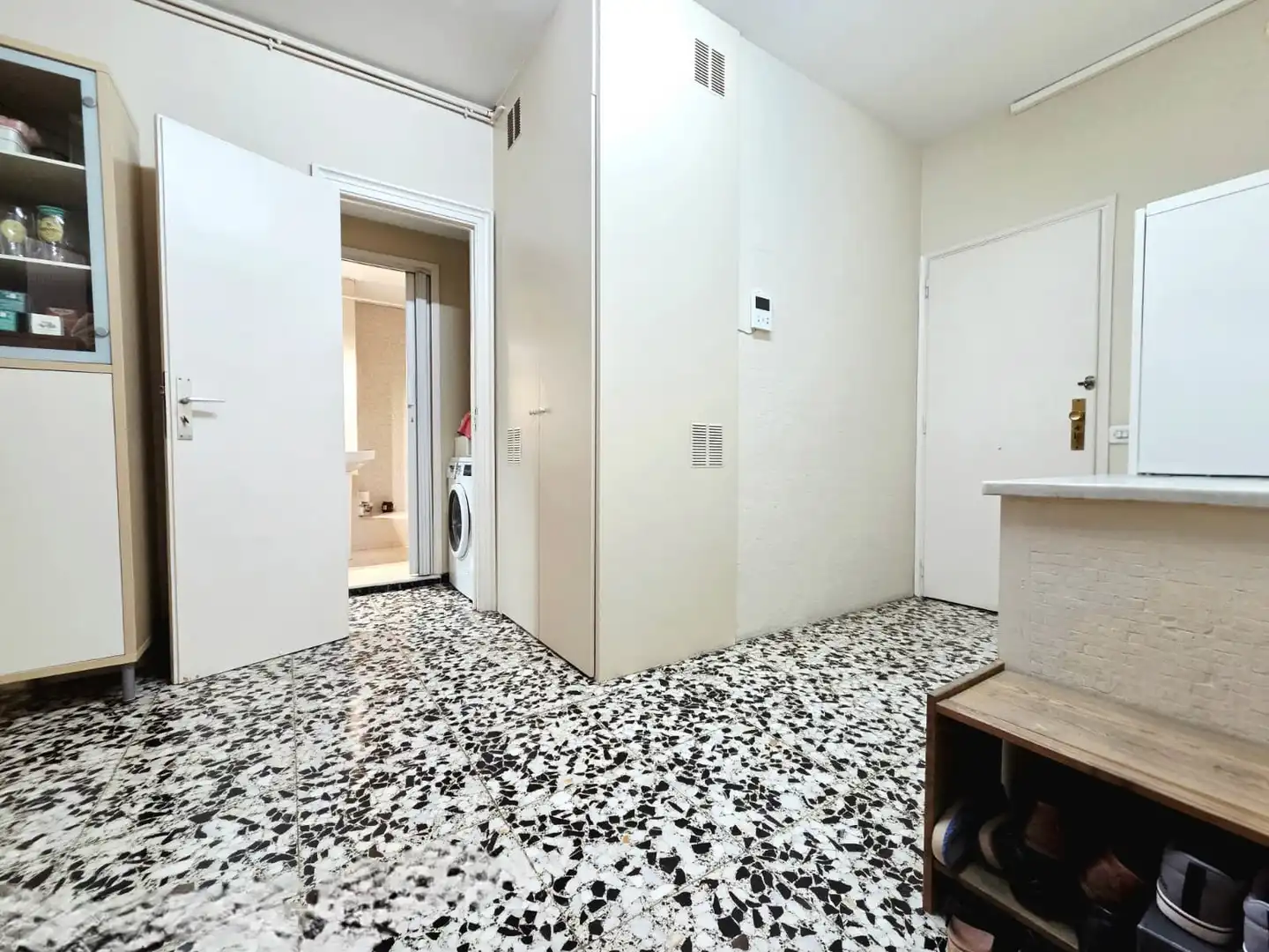 Flat for sale in Barcelona  with Air Conditioner, Heating and Terrace
