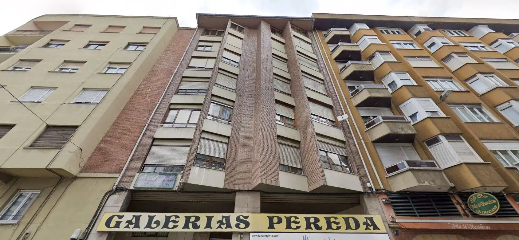 Vista exterior de Dúplex en venta en Torrelavega  con Calefacción y Amueblado