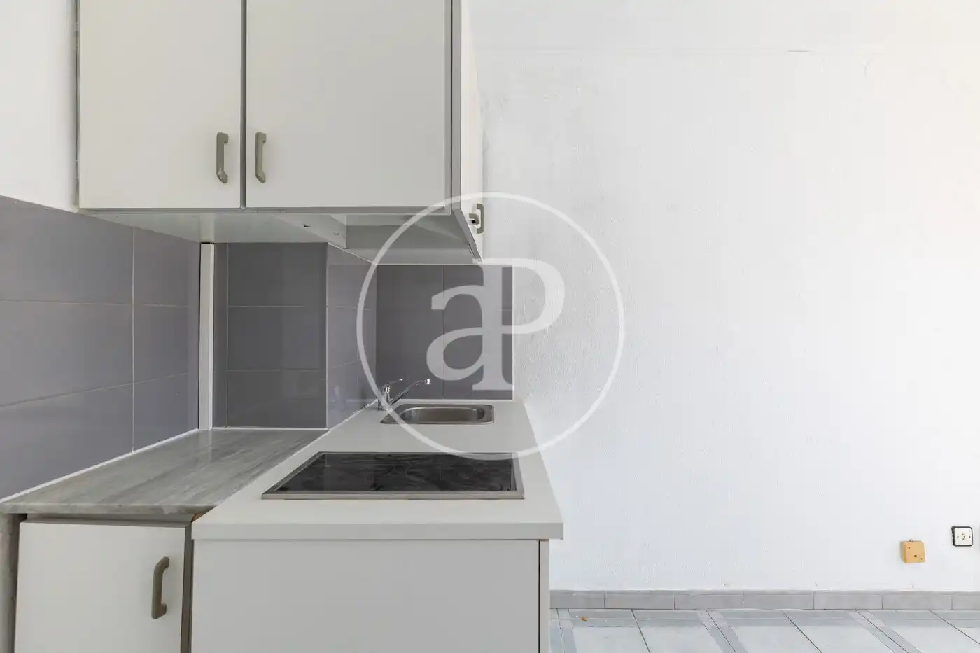 Küche von Wohnung zum Verkauf in Barcelona mit Heizung und Terrasse