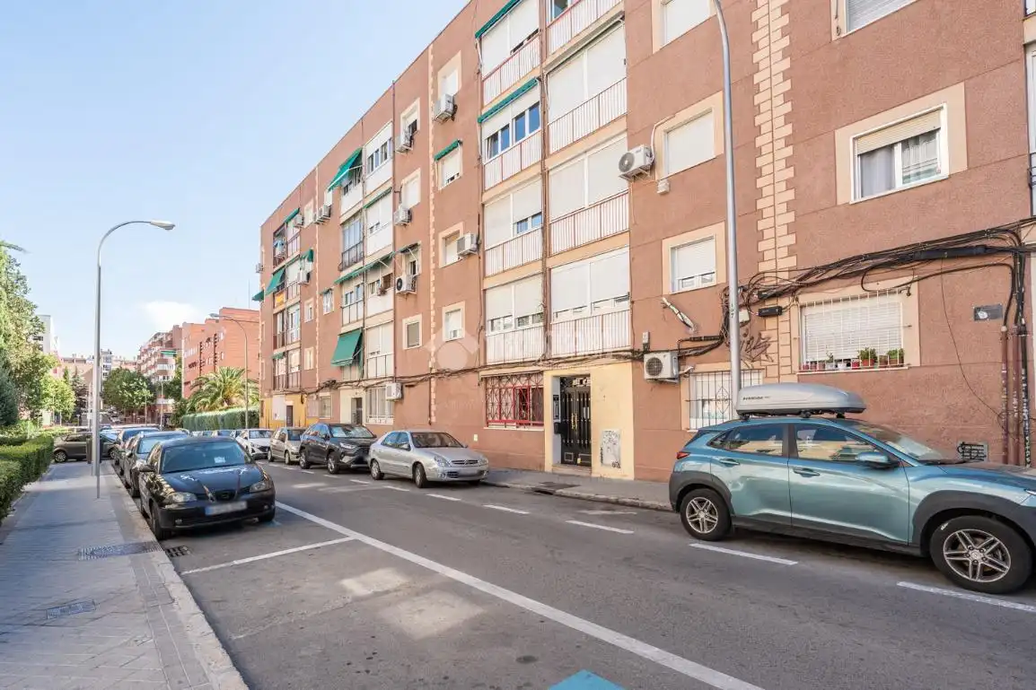 Exterior view of Flat for sale in Madrid