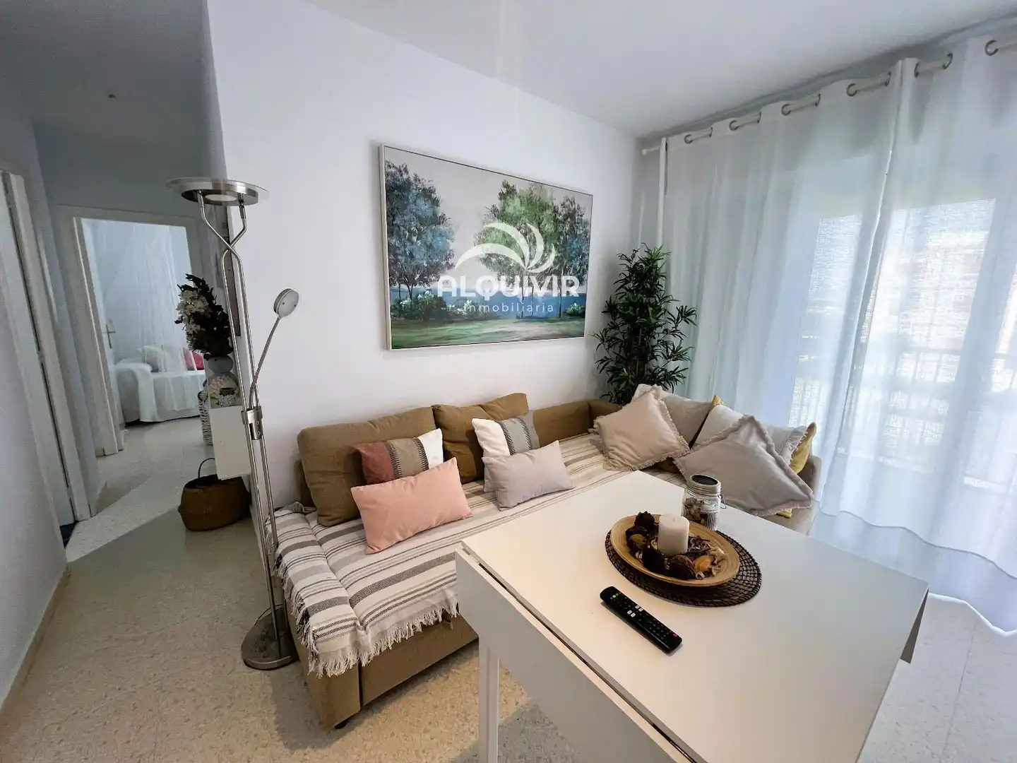 Sala d'estar de Pis en venda en Almonte amb Terrassa, Piscina i Piscina comunitària