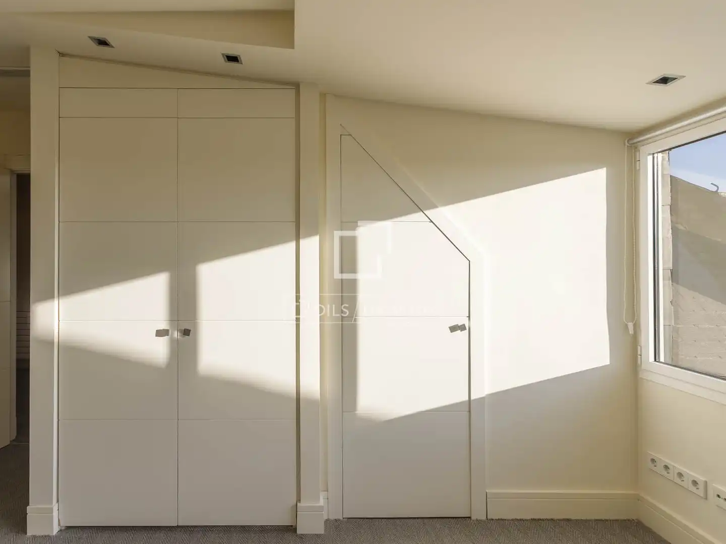 Bedroom of Attic for rent in Madrid  with Air Conditioner, Heating and Private garden