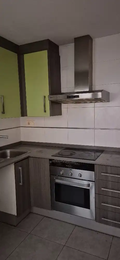 Cocina de Piso en venta en Almansa con Calefacción y Balcón