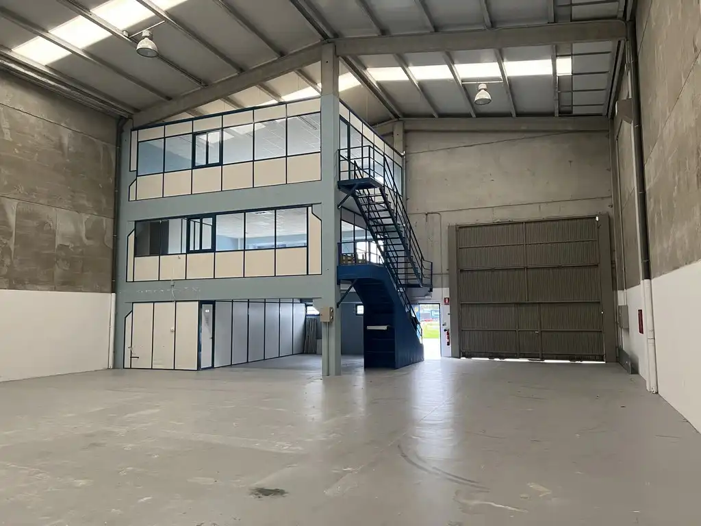 Nau industrial de lloguer a Rua dos Afiadores, imagen 5