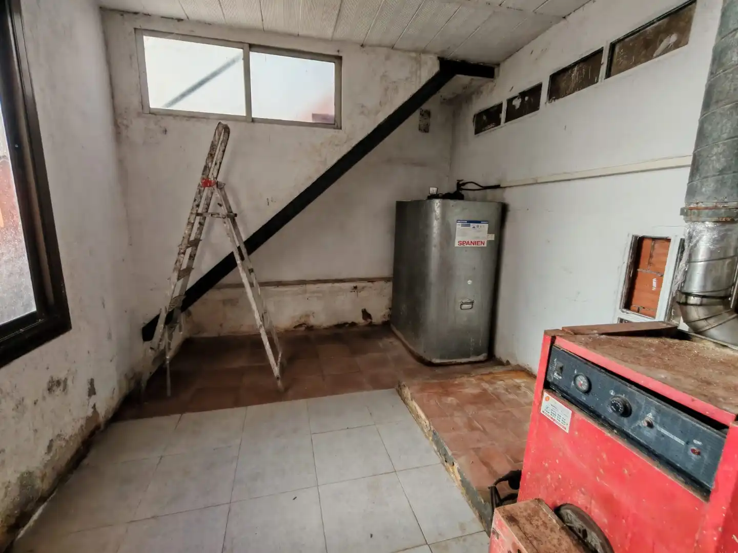 Local en venta en Lliçà d'Amunt con Aire acondicionado, Calefacción y Terraza