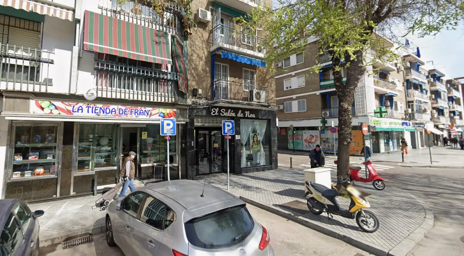 Local comercial de lloguer a Calle Sagunto