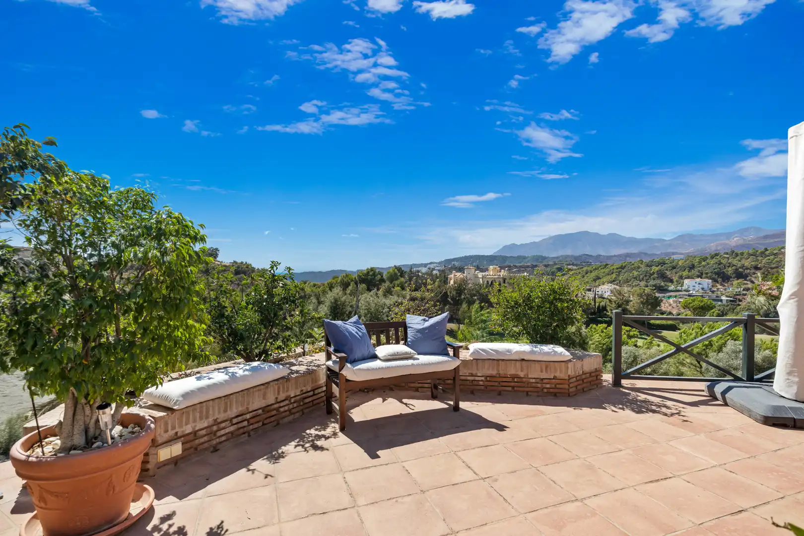 Casa con piscina en venta en Benahavís pueblo, imagen 15