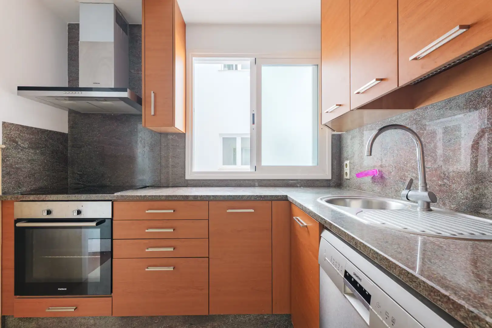Kitchen of Flat for sale in San Cristóbal de la Laguna  with Furnished, Oven and Washing machine